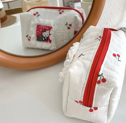 Hello Kitty Pocket Bag